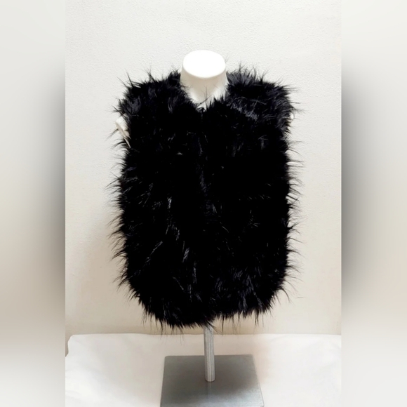NWT Donna Salyers Fabulous Furs Black Mongolian Cropped Short Vest Size S - Picture 1 of 6
